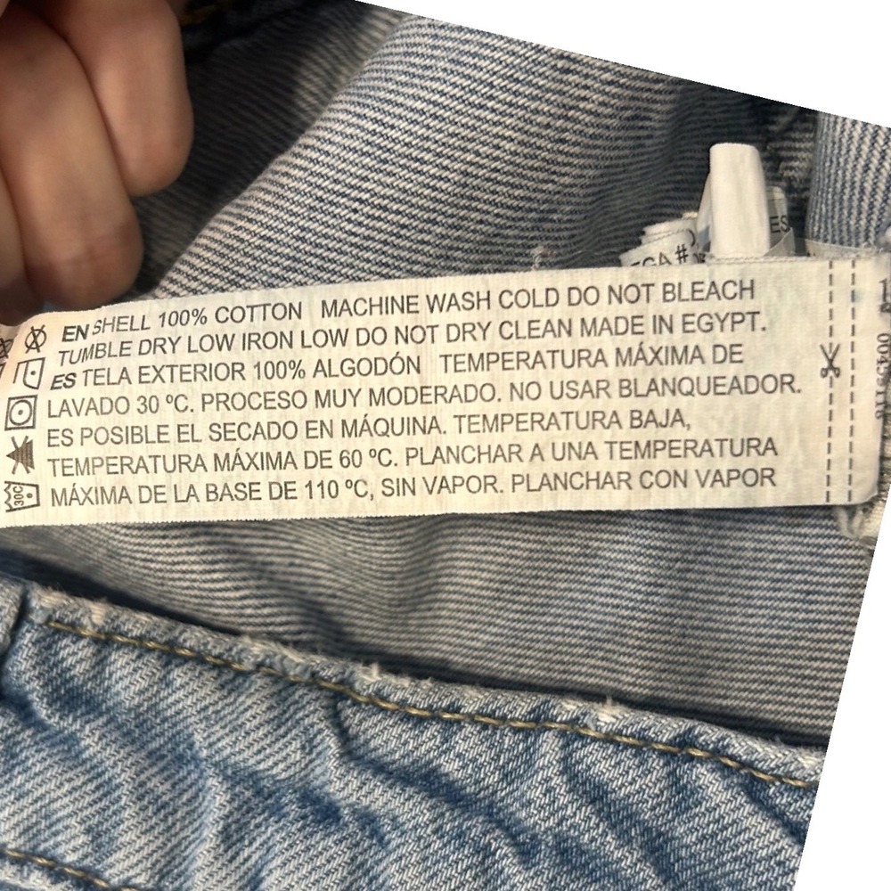 Forever 21 Premium‎ Light Wash Distressed Mom Jeans Size 31x28 - Picture 8 of 9